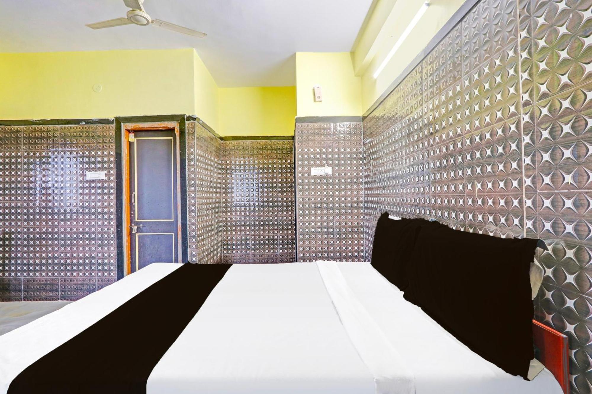 Hotel O Pankaj Hotel & Lodge Gangapur (Latur, Maharashtra) Exterior foto